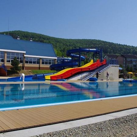 Apartament Numer 5 Ustrzyki Dolne Exteriör bild